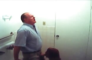 XXX Uomo nero scopare una ragazza film completi italiani porno gratis dai capelli castani nel culo.