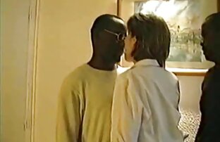 XXX Una lesbica in vedere film porno completi bianco e nero.