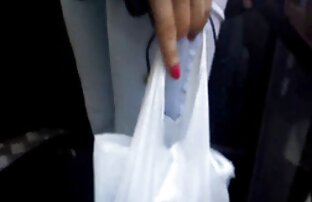 XXX Ragazzo calvo cazzo di un curvy donne con una macchina e un film porno italiani gratis completi grosso cazzo.